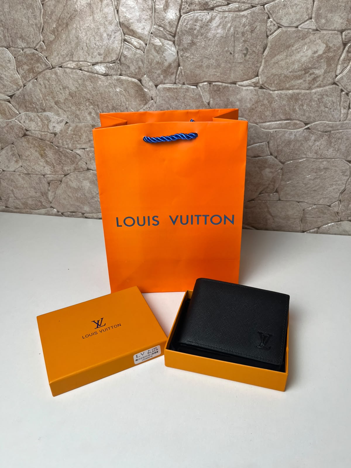 LV